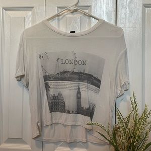 London Forever21 graphic tee